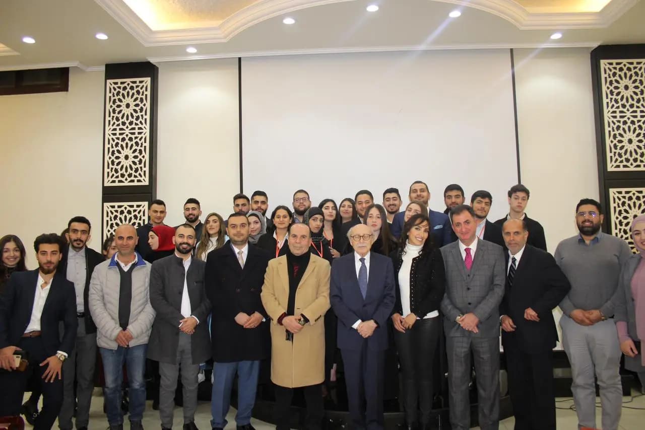 ندوةٌ اقتصادية لطلاب الجامعة اللبنانية الدولية!
