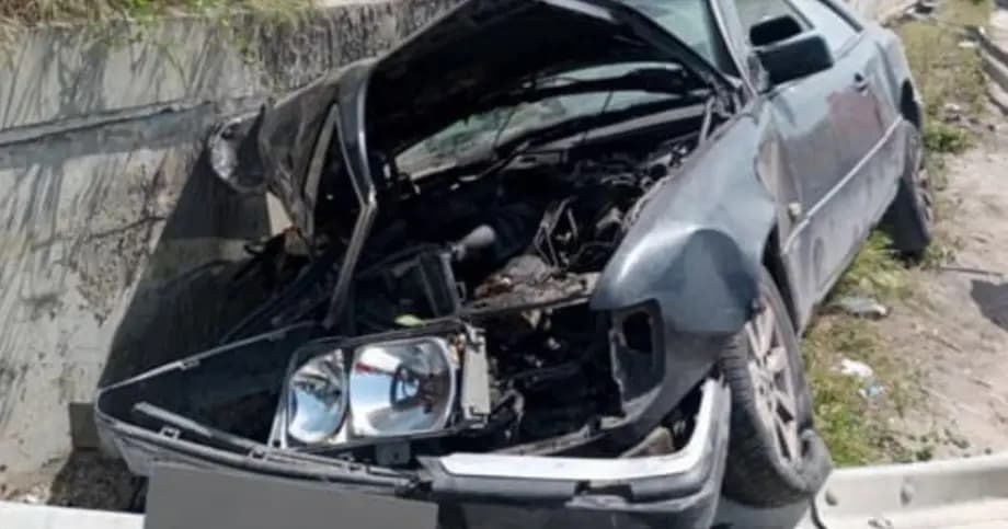 إنقاذ جريحين جراء حادث مروري