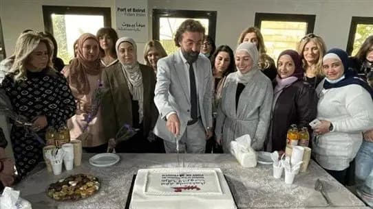 المدير العام لمرفأ بيروت كرم أمهات الشهداء بمناسبة عيد الأم