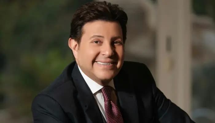كيف انتهت قضية النصب التي تعرض لها هاني شاكر في البحرين؟
