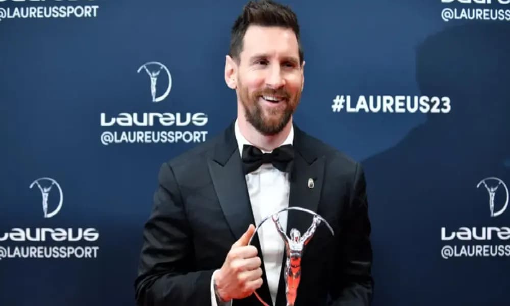 ميسي يحصد جائزة أفضل رياضي في العالم