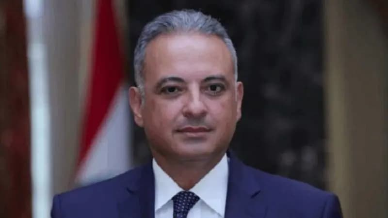 الوزير مرتضى: خبرُ الأفعال النّاقصة يكونُ منصوباً!