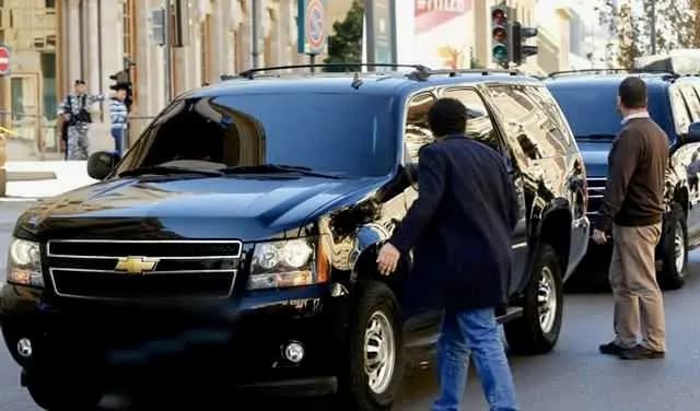 مجهولون يطلقون النار بكثافة على أحد المباني في هذه المنطقة