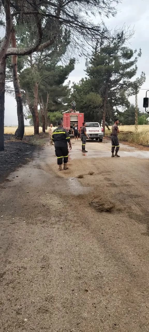 احتراق مساحة شاسعة بمحاذاة قاعدة رياق الجوية