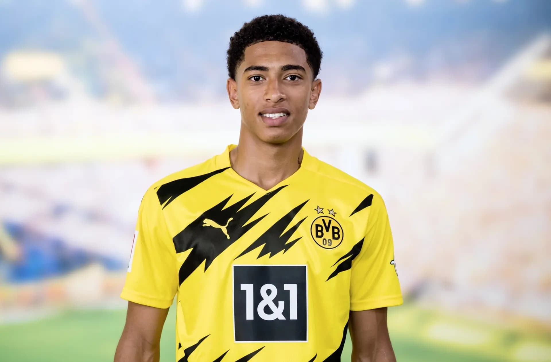 بيلينغهام إلى ريال مدريد؟؟