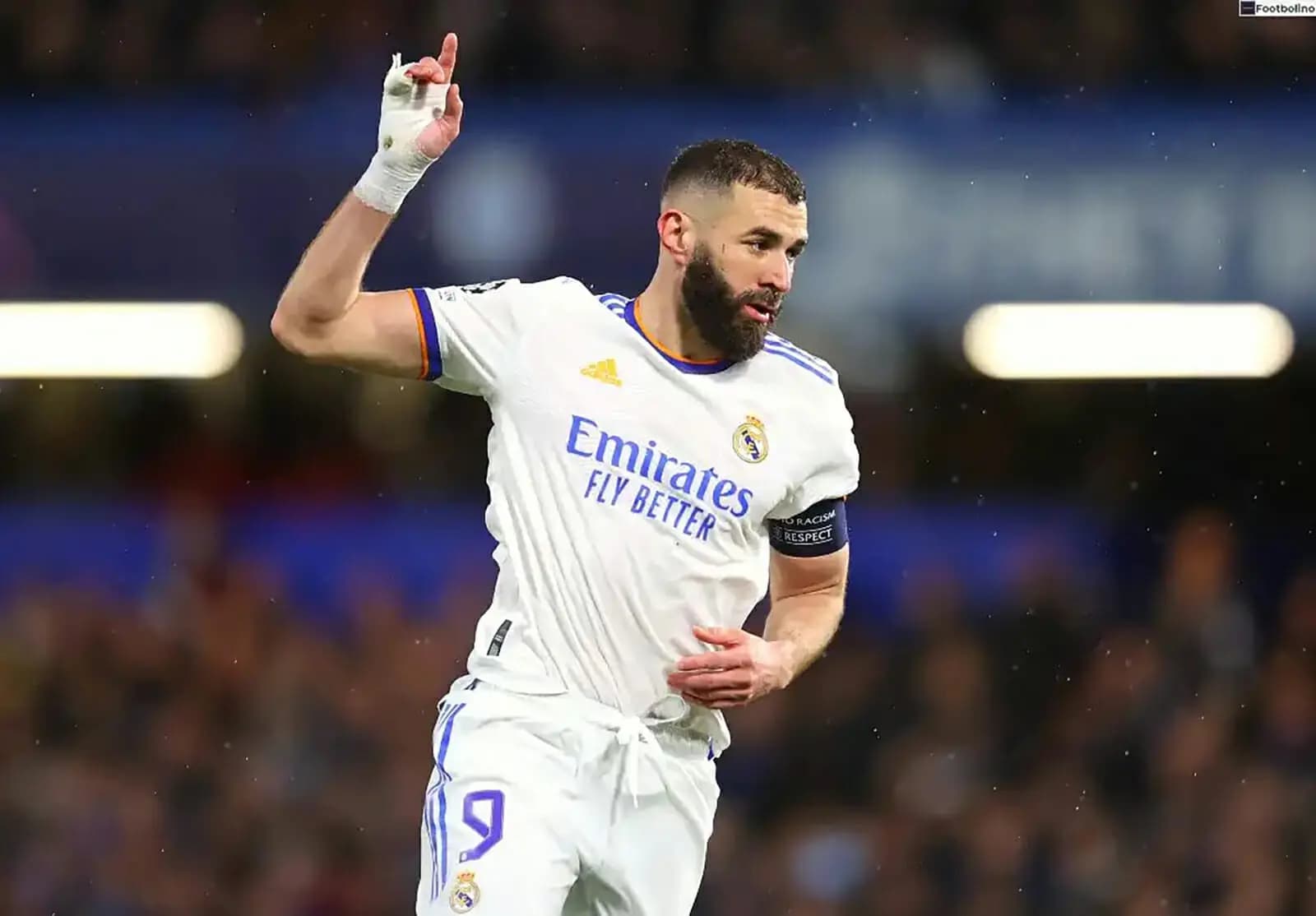 "بنزيما" يرحل عن ريال مدريد