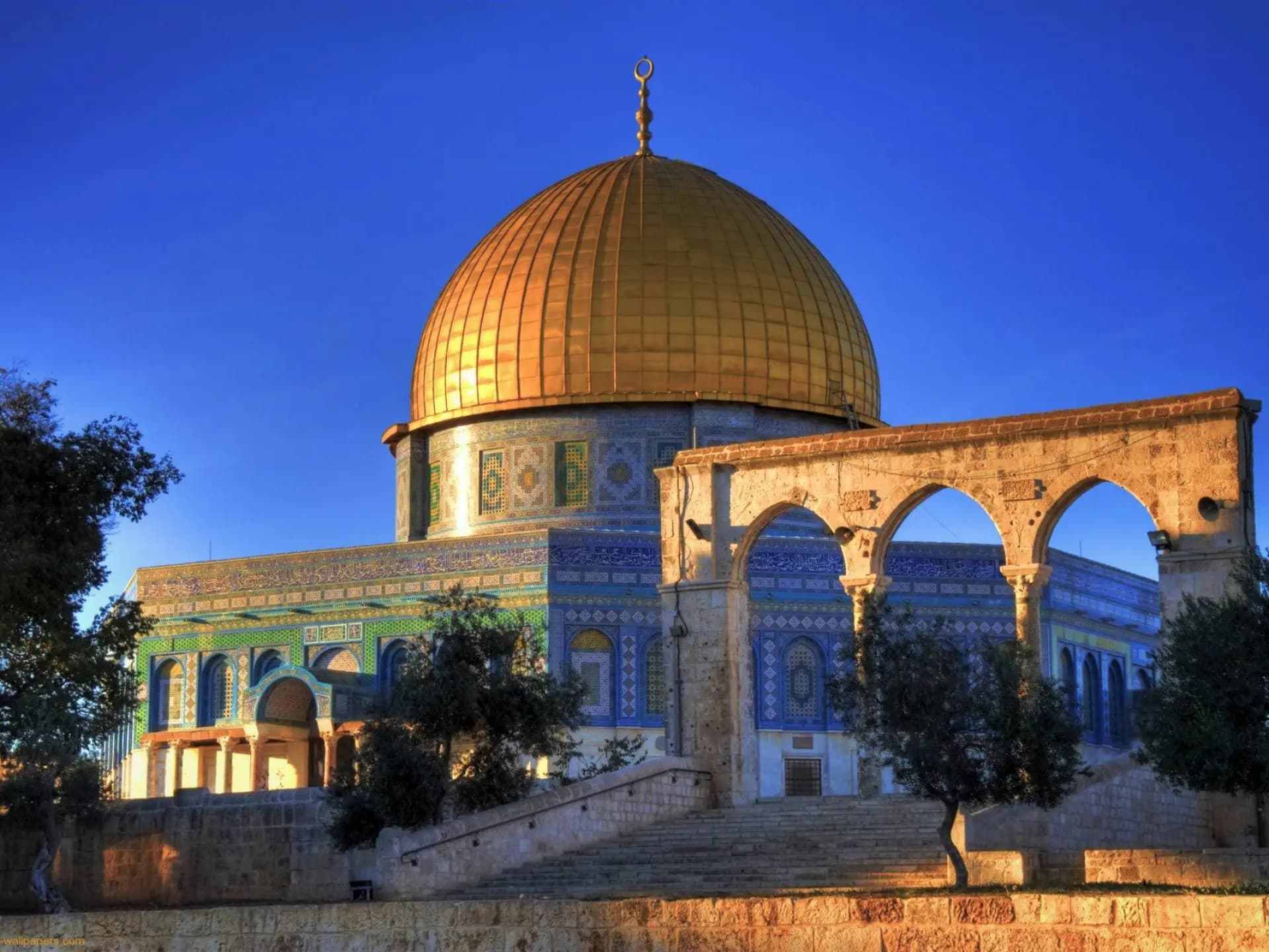 مواجهات مع العدو الاسرائيلي إثر اقتحام رام الله