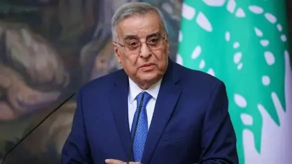 بو حبيب يسلم الورقة المتعلّقة بالنازحين السّوريين