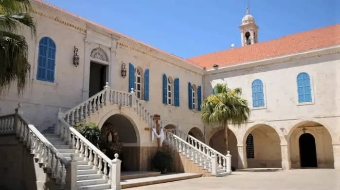 بكركي ترفض الحوار