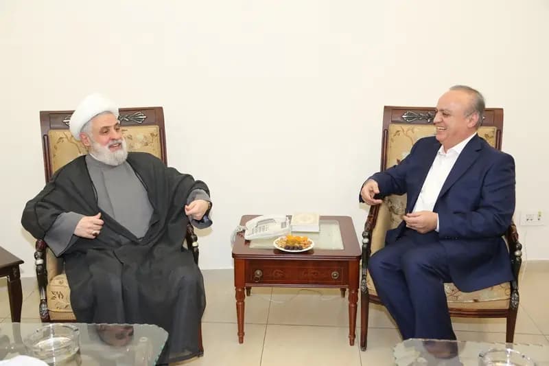 وهاب يزورُ الشيخ قاسم: الحلُّ الوحيدُ هو الحوار