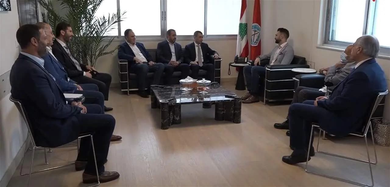 "الوطني الحر" لجنبلاط : التواصل والتنسيق مستمران