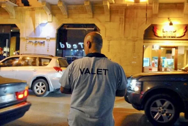 تعديل التعرفة الرسمية للـ Valet Parking.. وهذا ما ينتظر المخالفين