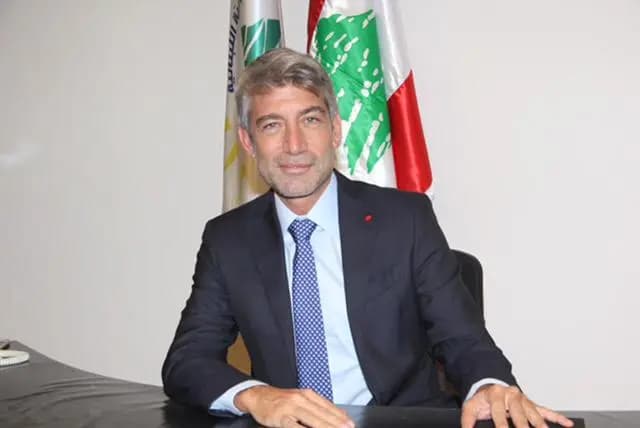 انفراجات للبنان لحل أزمة النفط