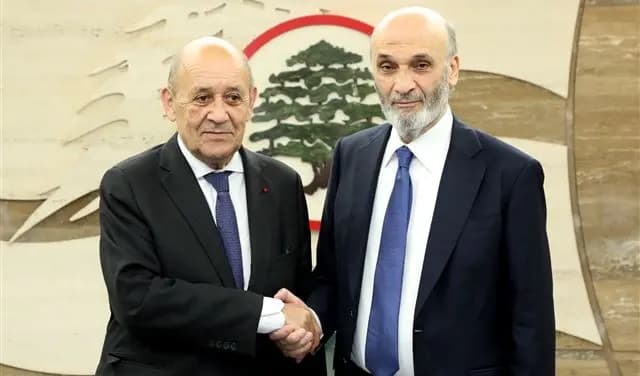 هل طرح جعجع أسماء جديدة خلال لقائه لودريان؟