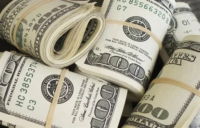 سعر صرف الدولار في السوق السوداء بعد ظهر اليوم