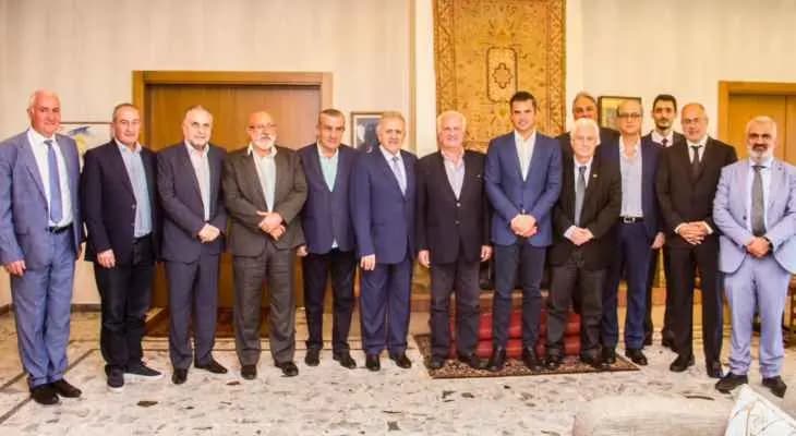 الرئيس سيقدّمُ الضّمانات للمكوناتِ كافّة.. فرنجية: طرحُ باسيل الأخير إيجابي
