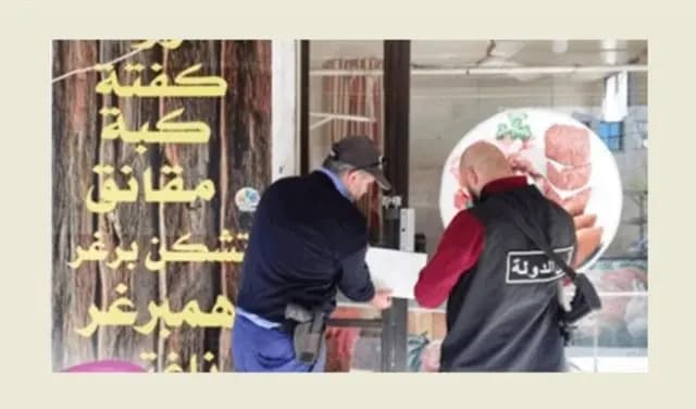 أمن الدولة يفاجئ مطاعم في طرابلس