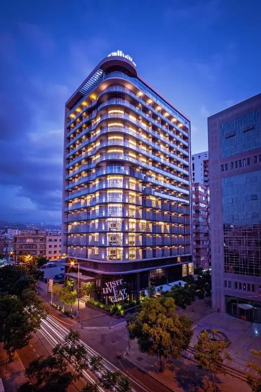 حريق مولدات في فندق SMALL VILLE بدارو