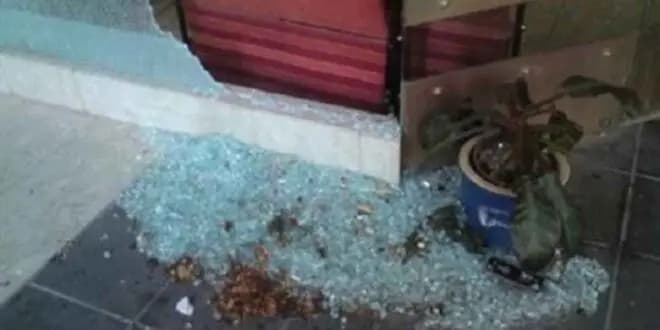 اعتداءٌ وتحطيمُ محلّ في البداوي.. هذا ما حصل