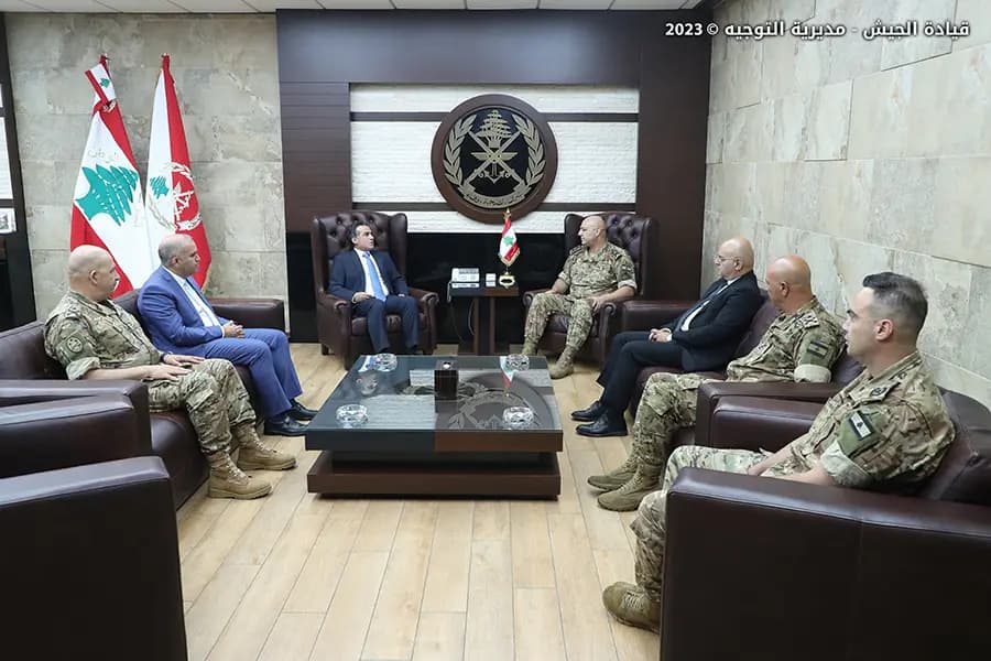 مذكرة تفاهم بين "الجيش" و"وزارة الأشغال"