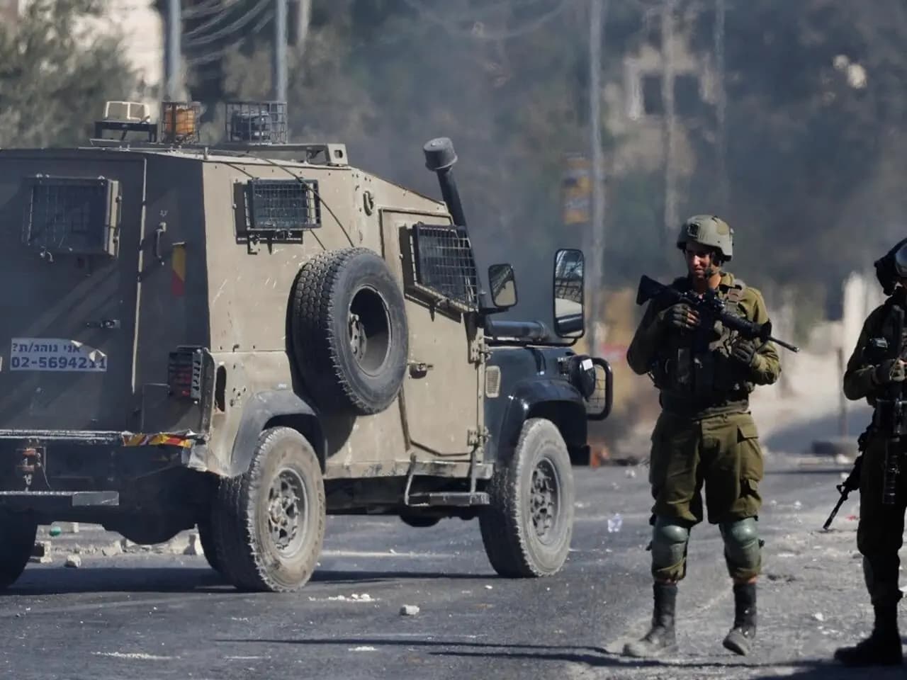 في سابقةٍ خطيرة.. الاحتلالُ يجبرُ فلسطينياتٍ على التعرّي في الضّفةِ الغربية