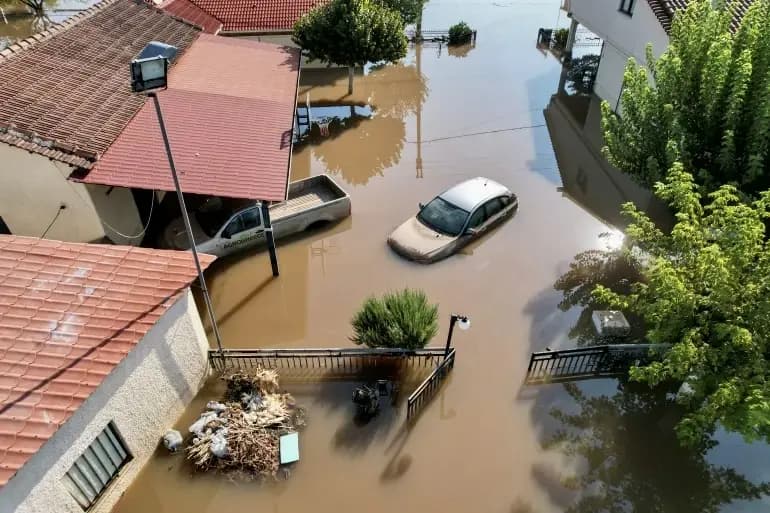 ارتفاع عدد قتلى عاصفة اليونان إلى 14