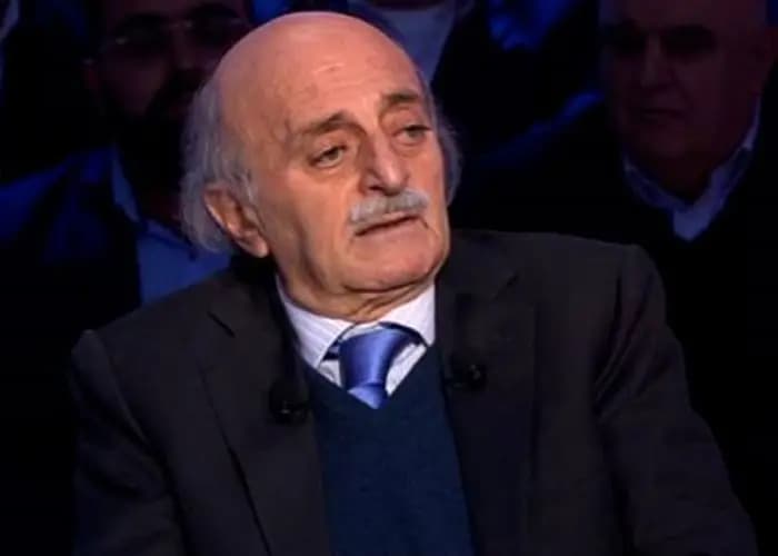 "اتصلت بميقاتي ولم يُجِب"... جنبلاط يدعو لإقالة الحسن