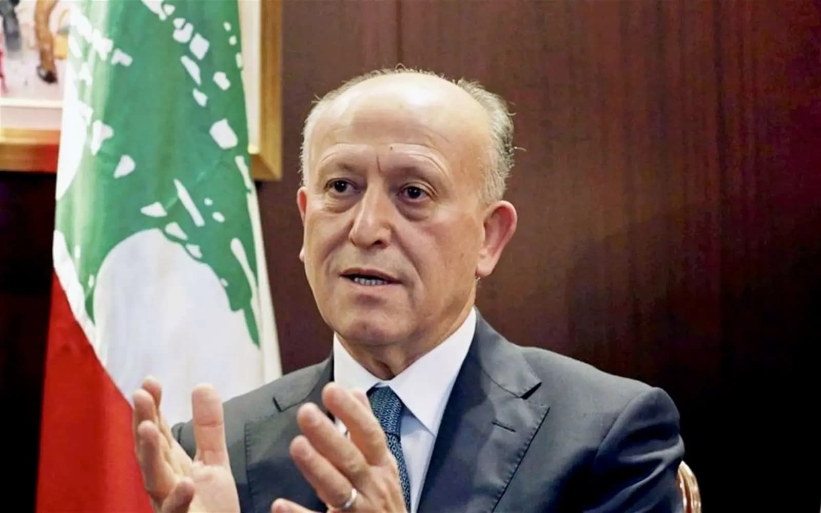 ريفي يردّ على الحريري: لنتقابل في القضاء