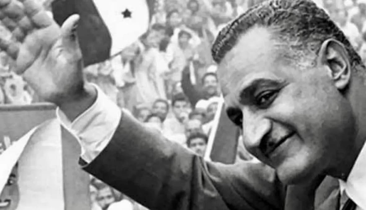 الهرمُ الرابعُ ما زال خالداً