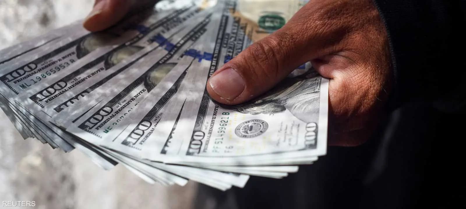 كيف افتتح سعر الدولار اليوم؟