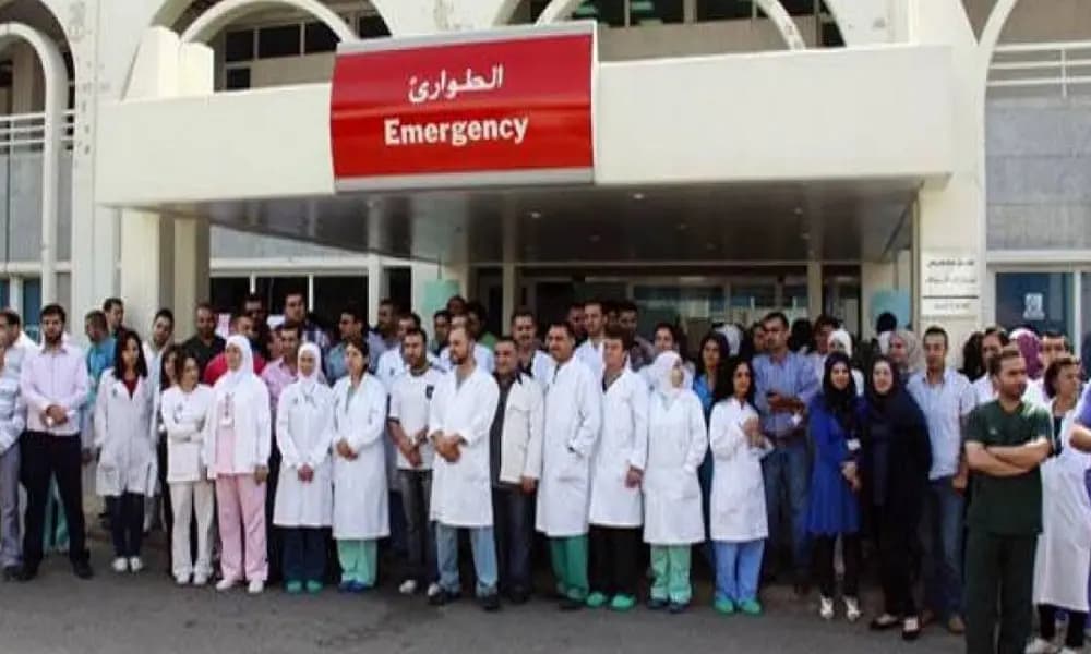 لجنة مستخدمي مستشفى الحريري: لإيجاد حل للأزمة