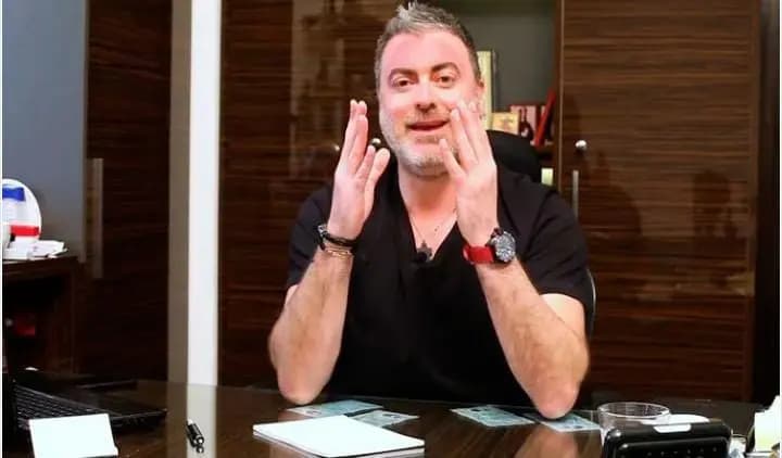 الطبيب ريشار خرّاط خارج القطبان!