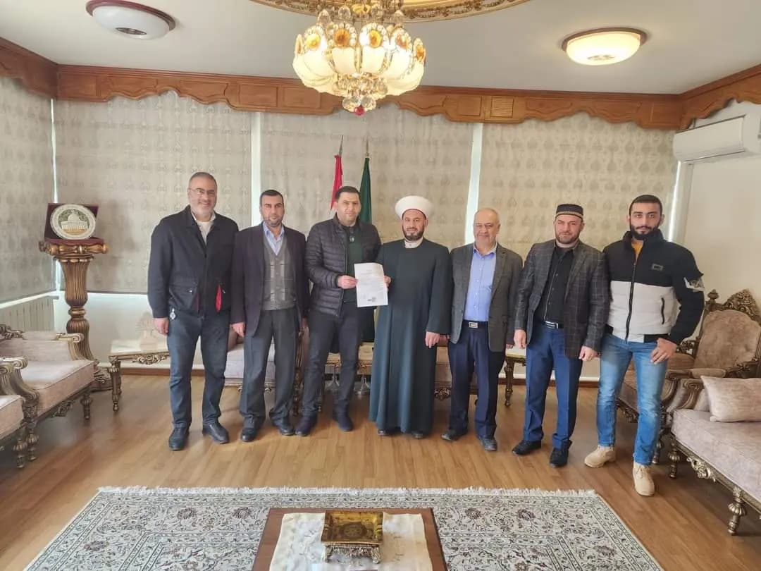 الشيخ الغزاوي يستلم ترخيصًا لإنشاء مركز طبي في أزهر البقاع