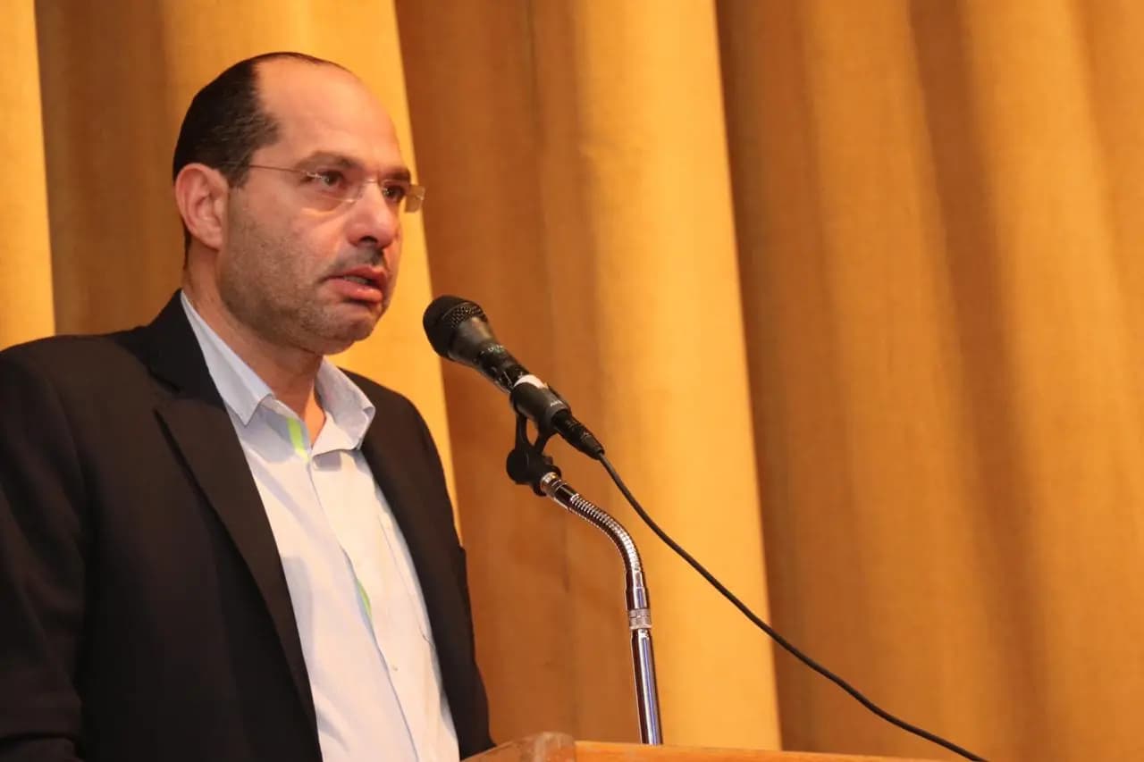 مراد: الحريص على بلده وشعبه لا يتخلى عن مسؤوليته