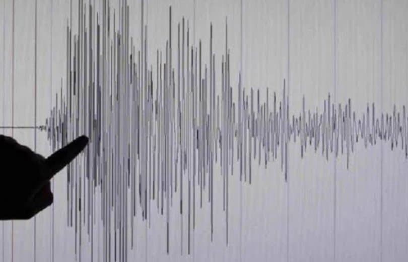 فجرًا.. هزة أرضية في زحلة