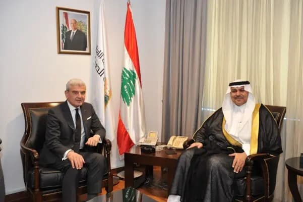 الخوري يستقبل السفير السعودي.. ويبحثان العلاقات الاقتصادية