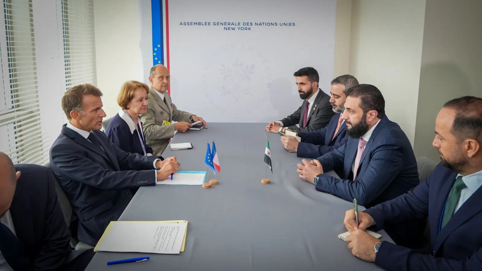 نيويورك تجمع الشرع وماكرون.. وتعزيز العلاقات في الواجهة