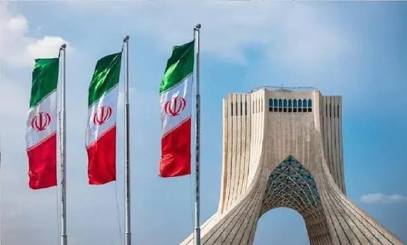 إيران: ندرس الرد الأمريكي.. ومستمرون بتبادل الرسائل عبر الوسطاء