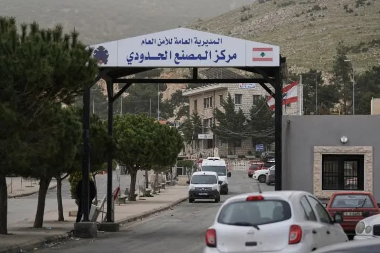 19 شاحنة دعم إلى لبنان