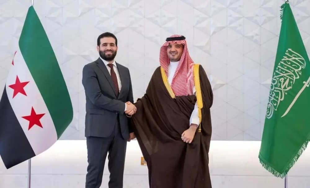 اتصال سعودي–سوري يدين تفجـ. ـير دمشق ويعزز التعاون الأمني