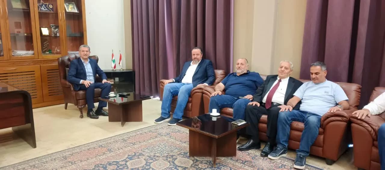 أبو جودة يبحث استكمال مشروع الطاقة الشمسية لآبار مياه بلدات بقاعية