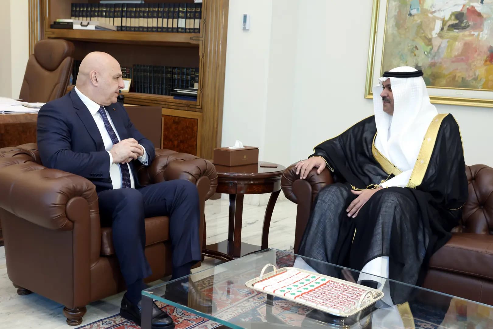 "نتضامن مع المملكة".. عون يستقبل السفير السعودي