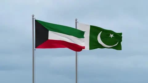 باكستان والكويت تبحثان تطورات الإقليم