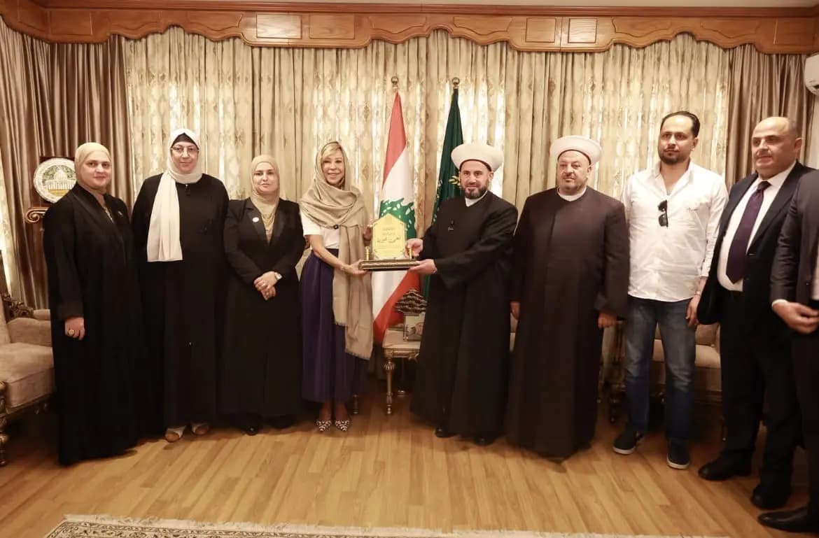 "دار الفتوى كانت وستبقى جزءًا من الجمهورية".. الغزاوي يستقبل السيدة الأولى