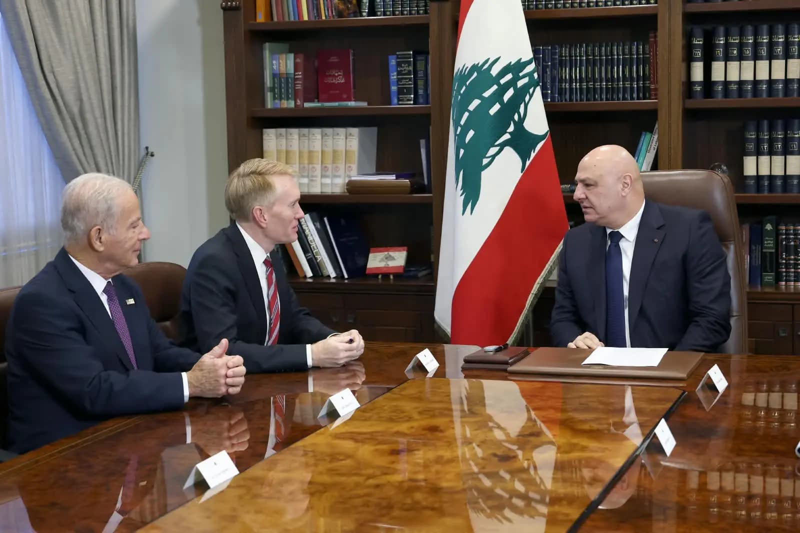 عون يستقبل لانكفورد: إسرائيل تواصل خرق الاتفاق.. والجيش يحتاج إلى دعم