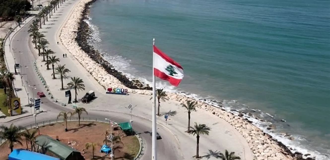إليكم الحصيلة الأولية للغـ.ـارة على دوار العلم في صور