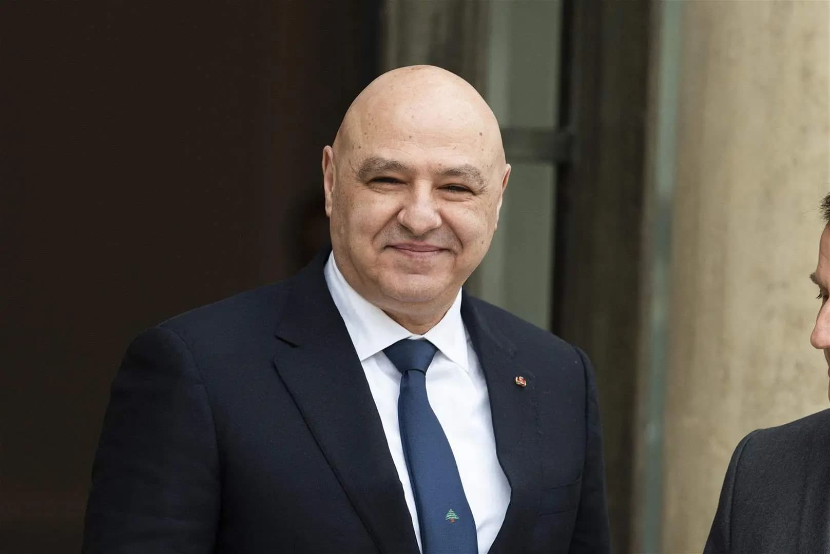 رئيس الوزراء الكندي يؤكد لـ"عون" دعم لبنان: نقف إلى جانبكم