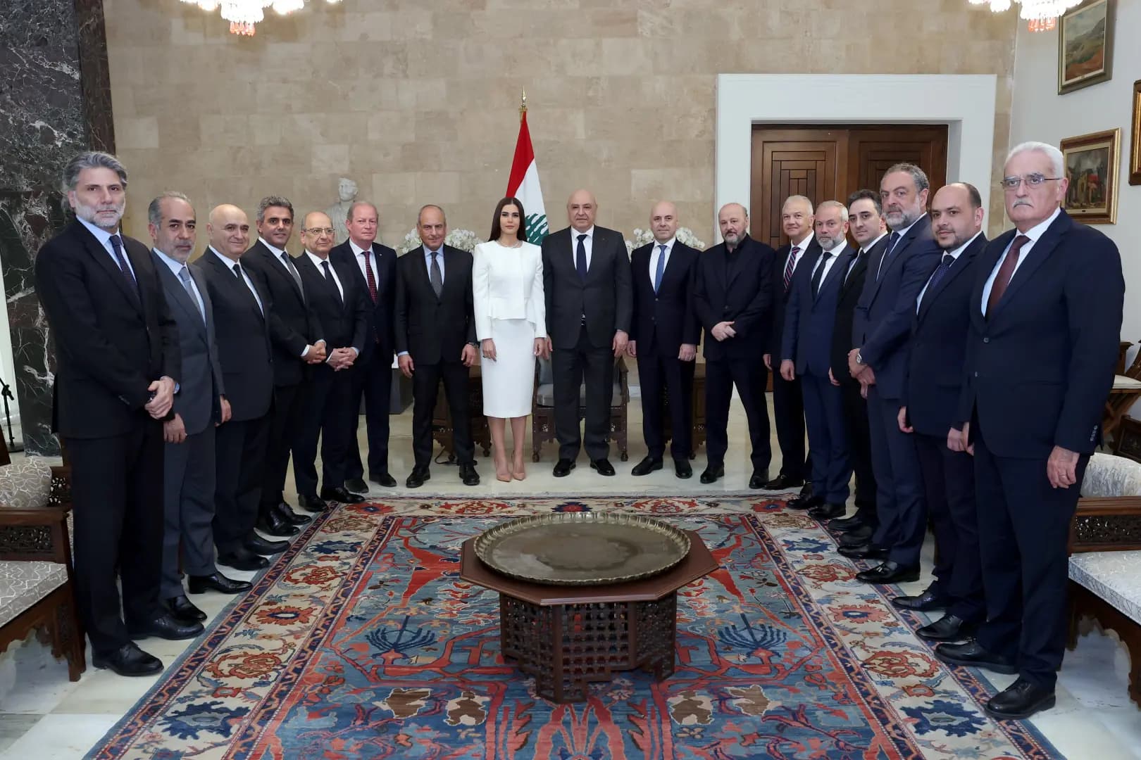 "لا عودة عن المفاوضات".. وعون يدعو للالتفاف حول المؤسسة الأمنية