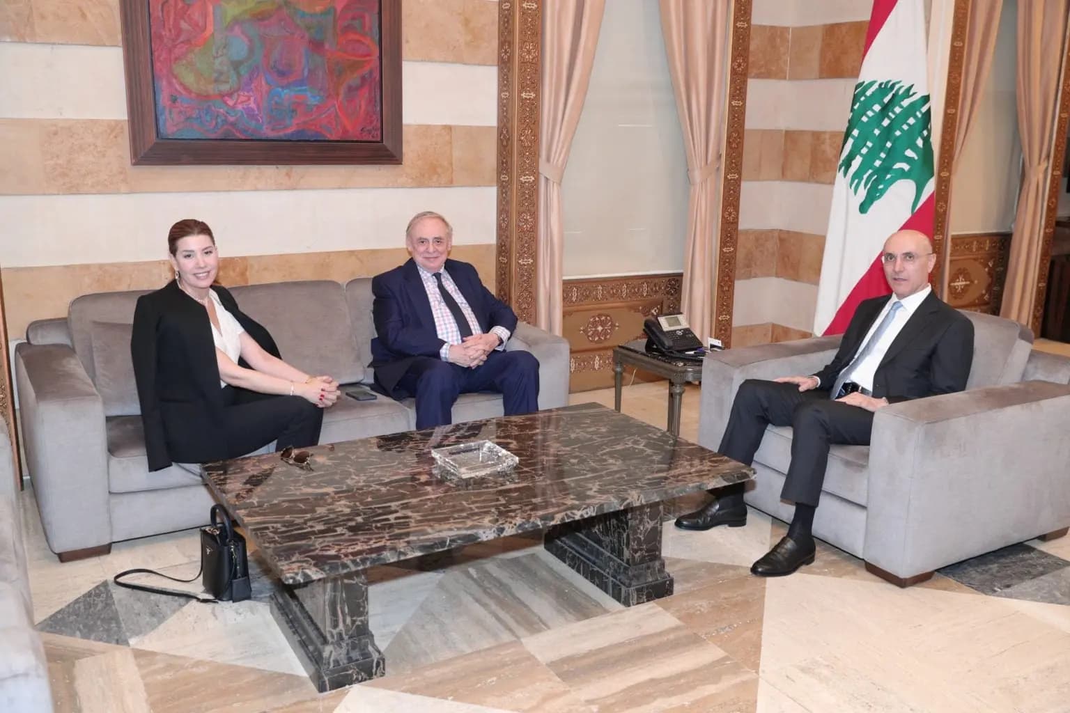 لقاءات نيابية مكثفة لدى الحجار.. والعفو العام على الطاولة