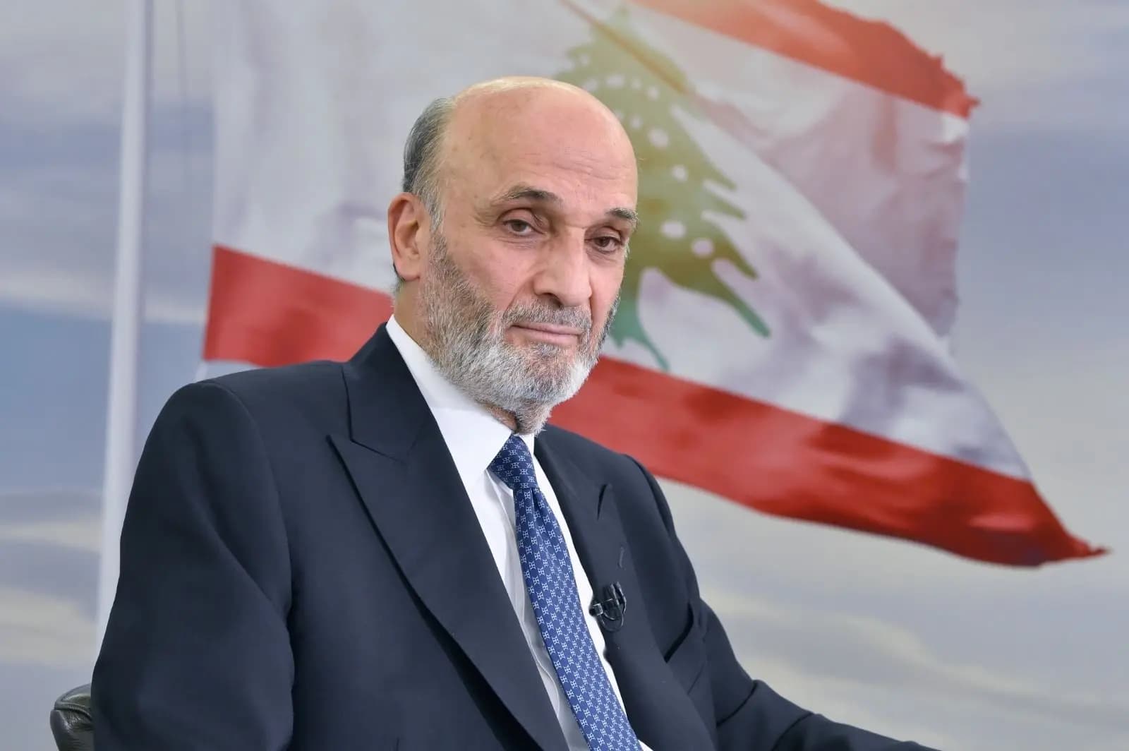 بعد حادث عين سعادة.. جعجع يدعو الدولة للعمل فورًا